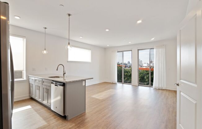 2 beds, 2 baths, 1,100 sqft, $2,450, Unit Unit 403
