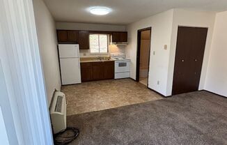 Studio, 1 bath, 500 sqft, $575, Unit 100 Governor's Ct. #6