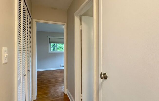 Charming 3BD/2BA Home in Kings Ridge, MD!