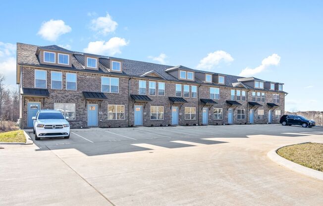 3 Bedroom 3 Bath Townhomes For Rent Near 101st!