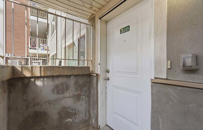 2 beds, 1 bath, 850 sqft, $1,250, Unit B-104