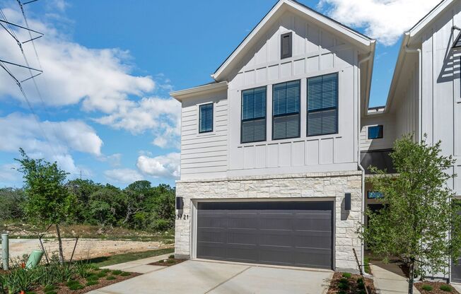 FOUR WEEKS FREE!!!  Brand New!!! Modern Townhomes in Bella Vista!!!