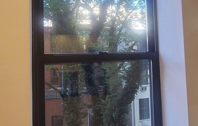 2 beds, 1 bath, $7,400, Unit 5I