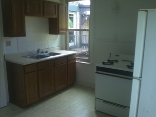 3 beds, 1.5 baths, $1,199, Unit 500/06