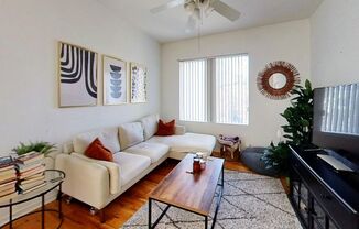 1307-17 W. Addison