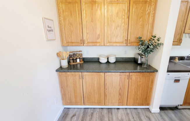 1 bed, 1 bath, $1,845, Unit C-401