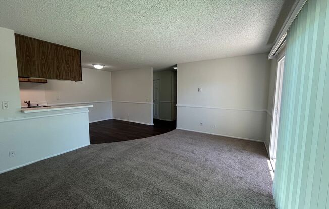 1 bed, 1 bath, 737 sqft, $2,150, Unit 042