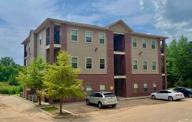 Bellwood Lake Apartments