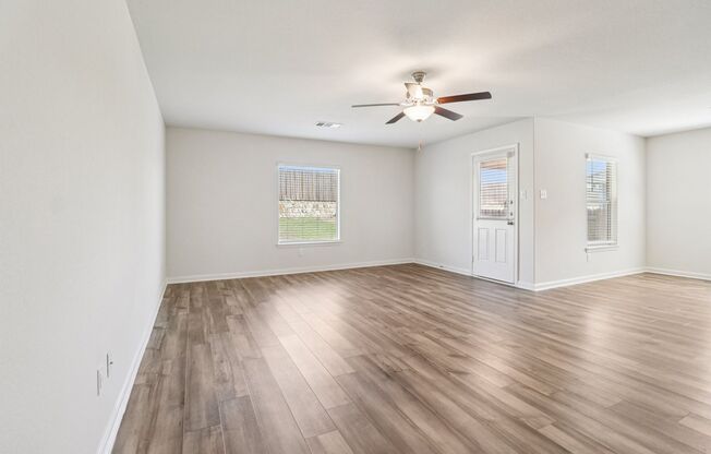 3 beds, 2 baths, 1,572 sqft, $1,945, Unit 612 Trinity Trl