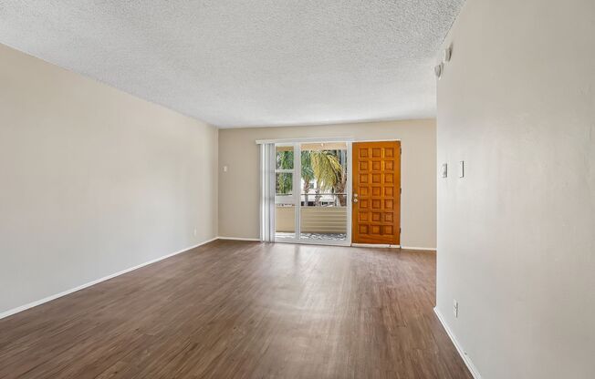 1 bed, 1 bath, 775 sqft, $2,545, Unit 41
