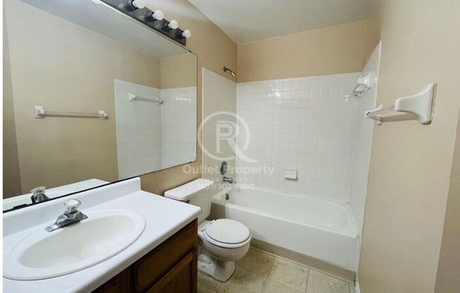 2 beds, 2 baths, $1,550, Unit Unit # 2282