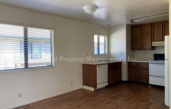 2 beds, 1 bath, 720 sqft, $2,150, Unit 2179F