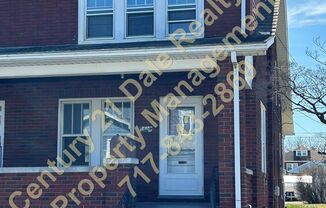 Three Bedroom Home with a Yard in West York School District ONE MONTH RENT REBATE