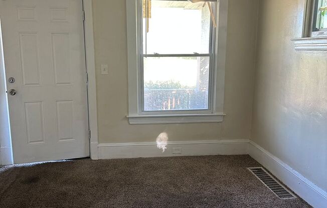 3bd Single 131st/Miles Cash Pay