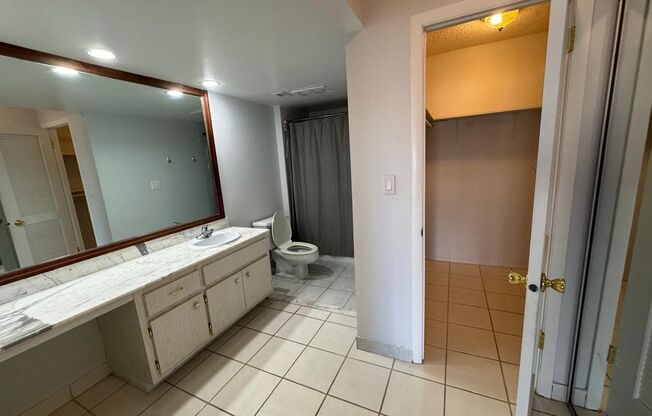 2 beds, 2 baths, $2,600