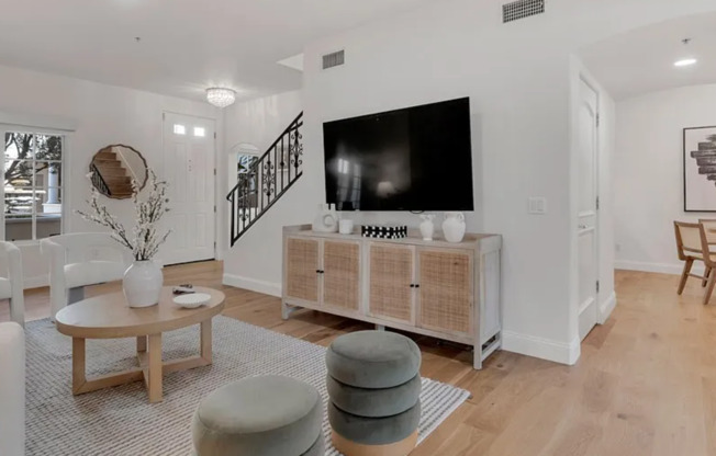 Hidden-Gem Townhouse in WeHo: 2 Bed/2.5 Bath, Private Entrance + Patios, 2 Parking, Norma Triangle