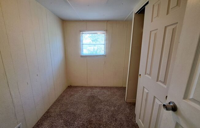 2 beds, 1 bath, $825