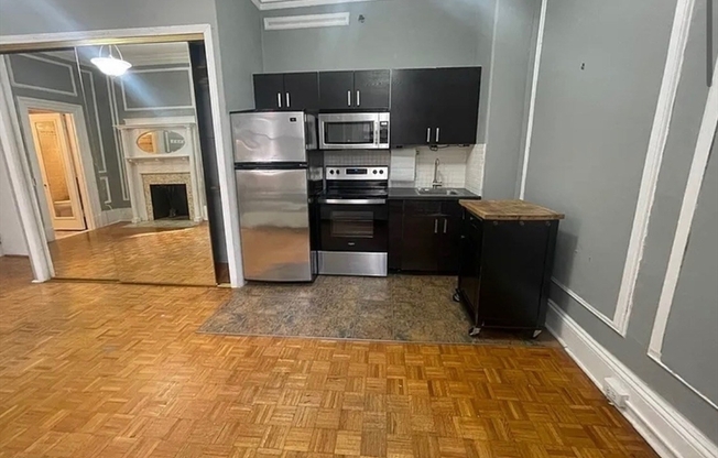 Studio, 1 bath, 363 sqft, $2,800, Unit 4Q