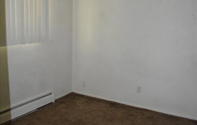 Glenarm Apartments