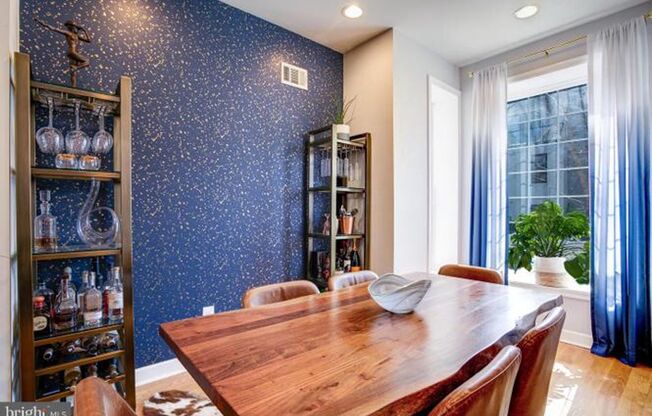 Sparkling Duplex in Columbia Heights