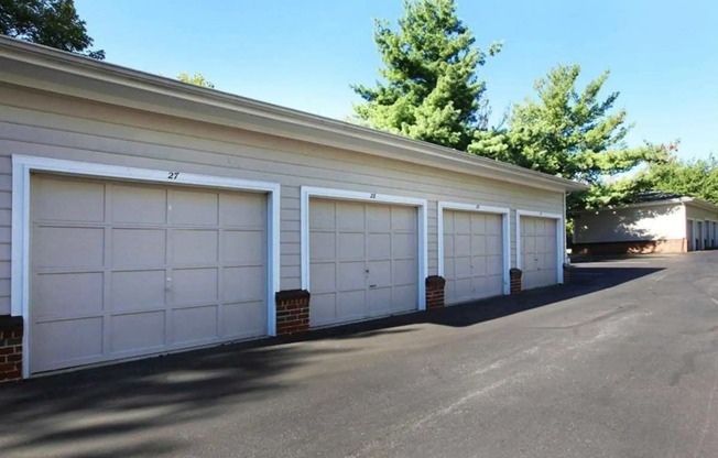 Garages Available at Beacon Place Apartments, Gaithersburg, 20878