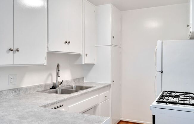 1 bed, 1 bath, 800 sqft, $2,395, Unit 2