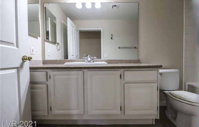 1 bed, 1 bath, 766 sqft, $1,399, Unit Sunridge Heights Pkwy. #1914