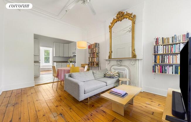 21 BREVOORT PL