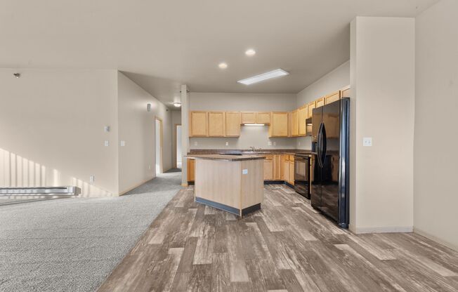 2 beds, 2 baths, 1,226 sqft, $1,425, Unit 3401-E