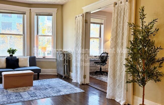 4425 John R. St. - 7