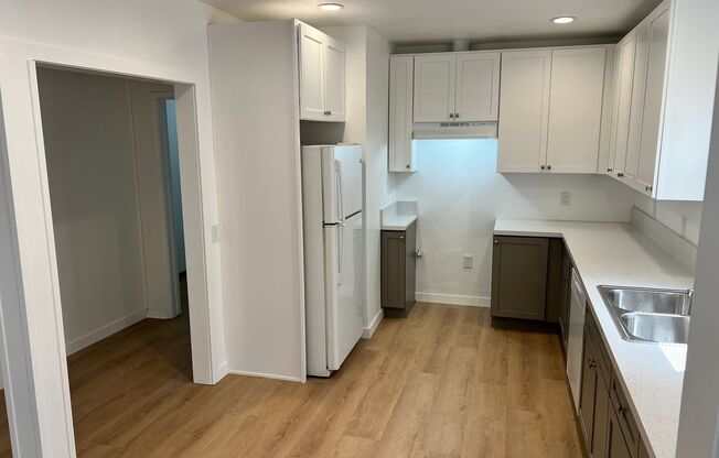 B- 6-Unit 9532-9536 1/2 Cedar Street.
