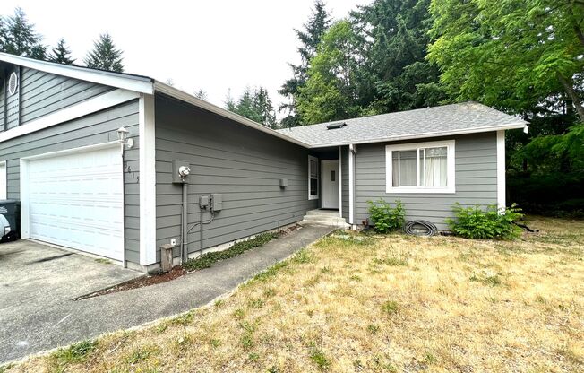 Remodeled 3-Bedroom Duplex Home in North Gig Harbor