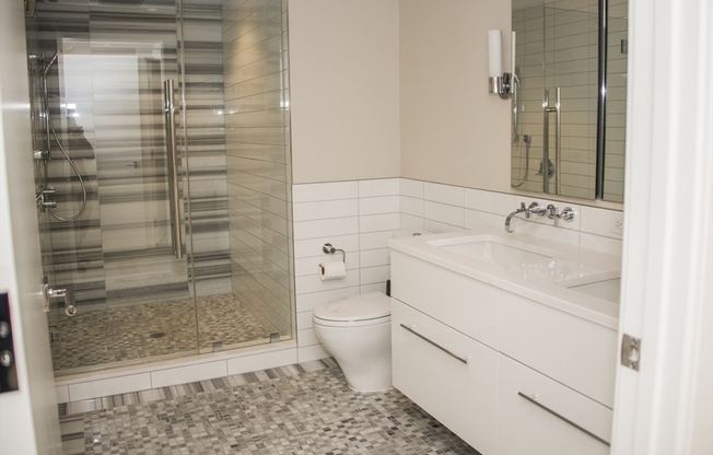 2 beds, 2 baths, 1,365 sqft, $7,500, Unit 1002