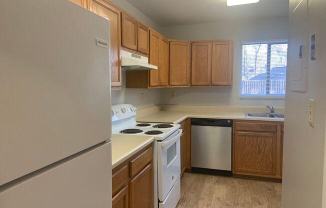 3 BR/2 BA townhouse with neighborhood pool and tennis courts.