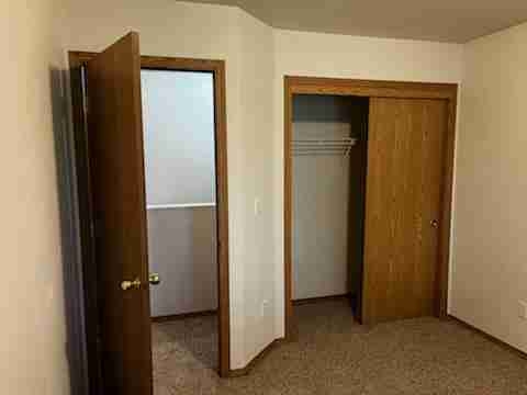 9304 NE 97 CIR