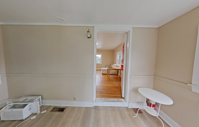 74 HOLBROOK RD