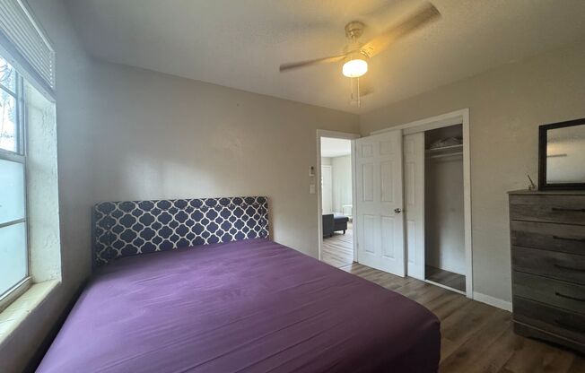 2 beds, 1 bath, $1,700, Unit A