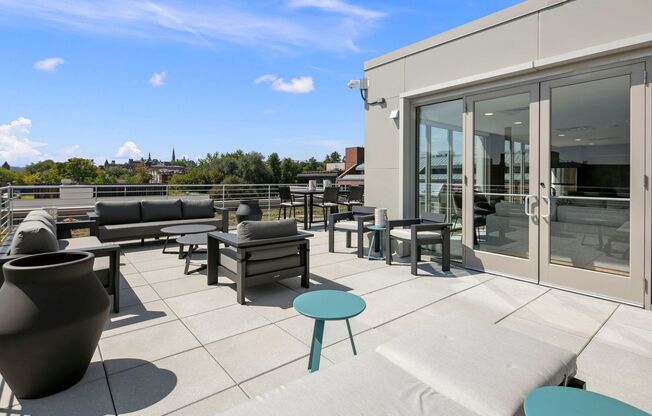 1 bed, 1 bath, $2,800, Unit 201