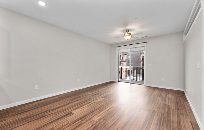 1 bed, 1 bath, 750 sqft, $1,485, Unit 407