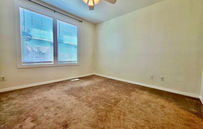 2 beds, 2 baths, $2,300, Unit Unit 1203