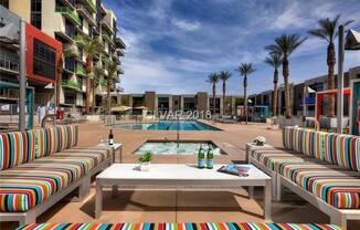 2 beds, 2 baths, $2,600, Unit Unit 909