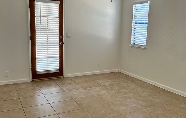 3 beds, 2 baths, $1,700