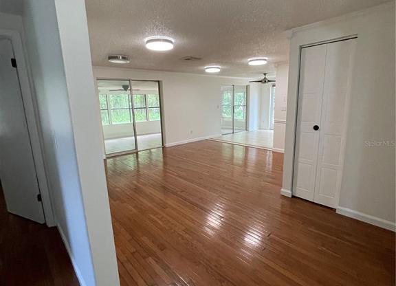 16131 MANORWOOD CIR