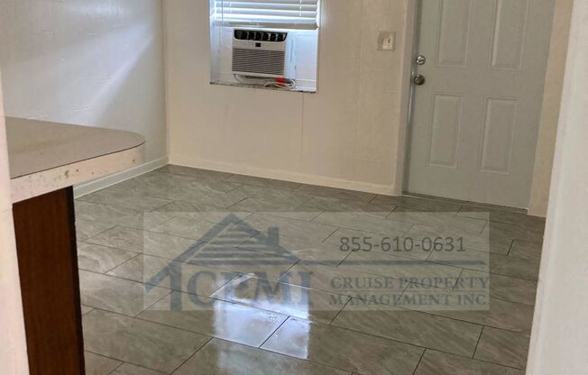 Affordable Downtown WPB 2/1 without the Downtown Price Steps Away From it ALL!! $995 Sec Dep special w/ app credit!