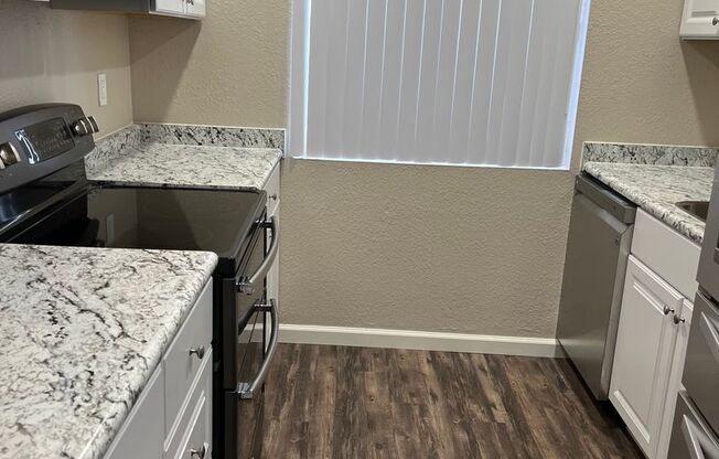 3 beds, 2 baths, 1,440 sqft, $1,899, Unit 189