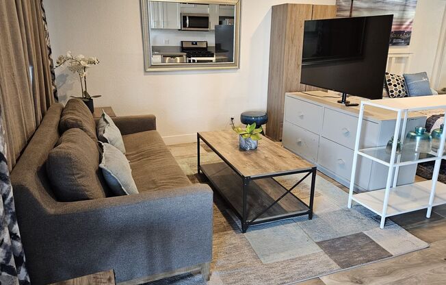 Studio, 1 bath, 400 sqft, $1,195, Unit #14