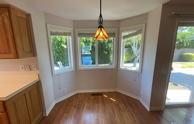 Single Level Three Bedroom Home- Keizer