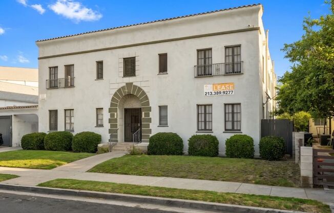 406-408 S. Grevillea Ave.