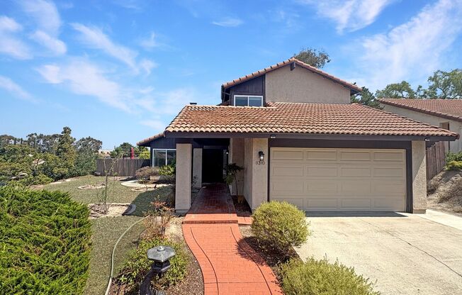 Spacious 4B/3BA Rancho Bernardo Home with Private Yard, Modern Upgrades, and Resort-Style Community Amenities