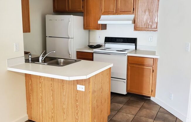 Quail Apartments